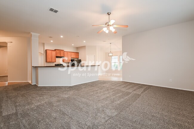 Building Photo - 1007 Spofford Drive