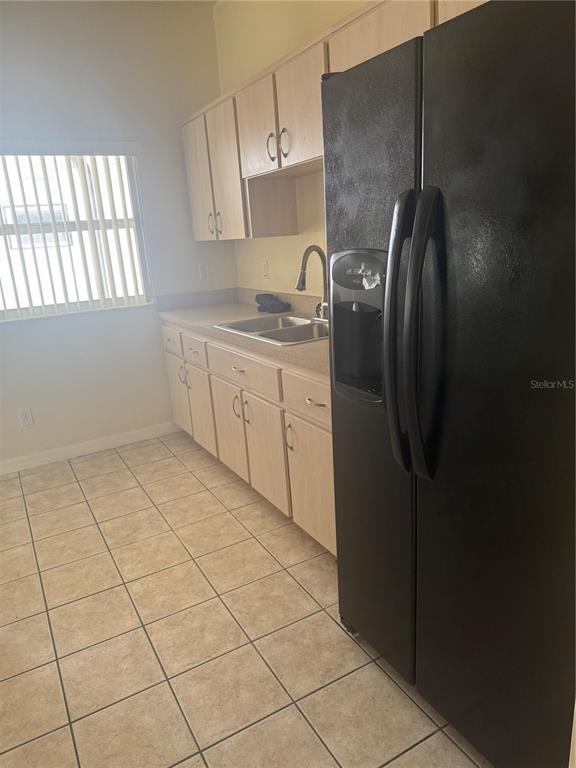 Foto del edificio - 58 Farmsworth Dr