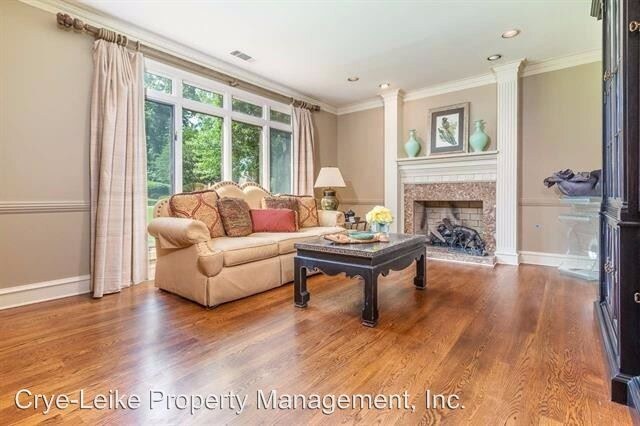 Foto del edificio - 5 br, 4.5 bath House - 8706 Classic Dr.