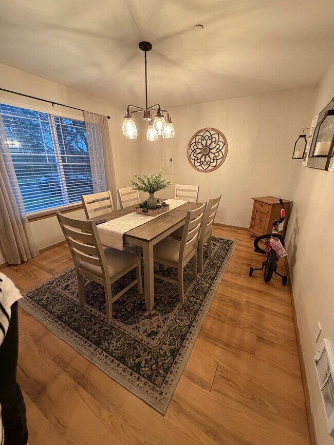 Foto del edificio - Charming 3-bedroom Dupont Home