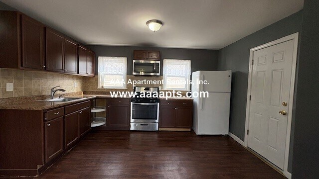 Foto del edificio - 25 Baldwin Ave