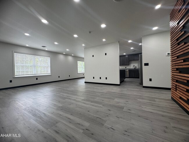 Foto del edificio - 8495 Woodbury Pike