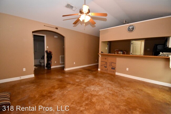 Foto del edificio - 3 br, 2 bath House - 2506 Creekwood Dr.