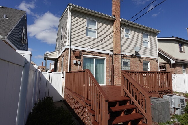 Building Photo - 7353 W 56th St