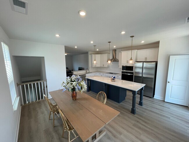 Foto del edificio - 15359 Ballancroft Pkwy
