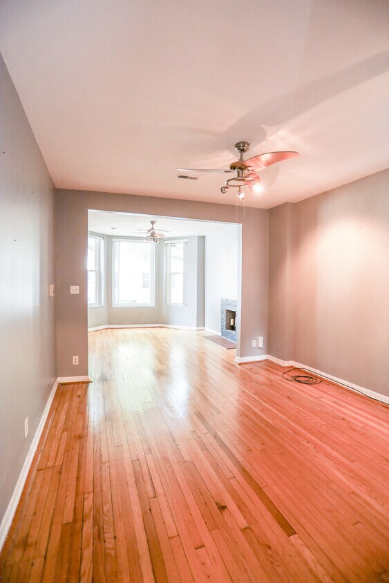Primary Photo - 3556 N Wilton Ave