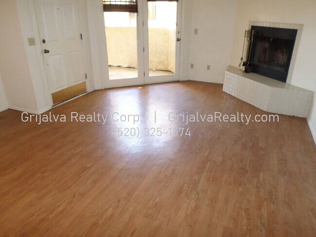 Foto del edificio - 2 Bed, 2 Bath for Rent at 1200 E River Rd ...