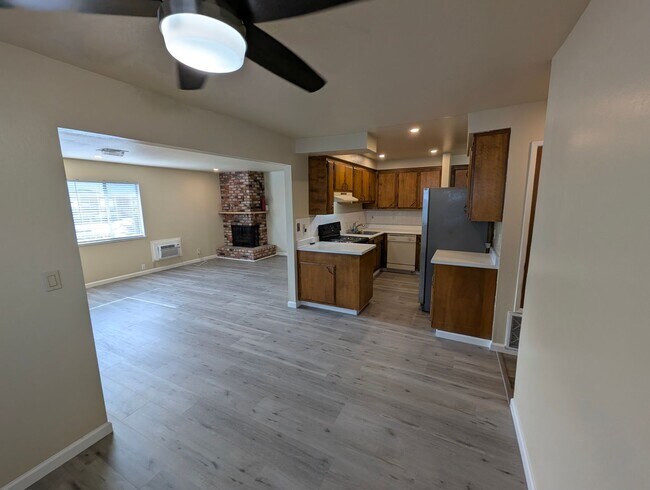 Foto del edificio - 4647 E Rishell Ct