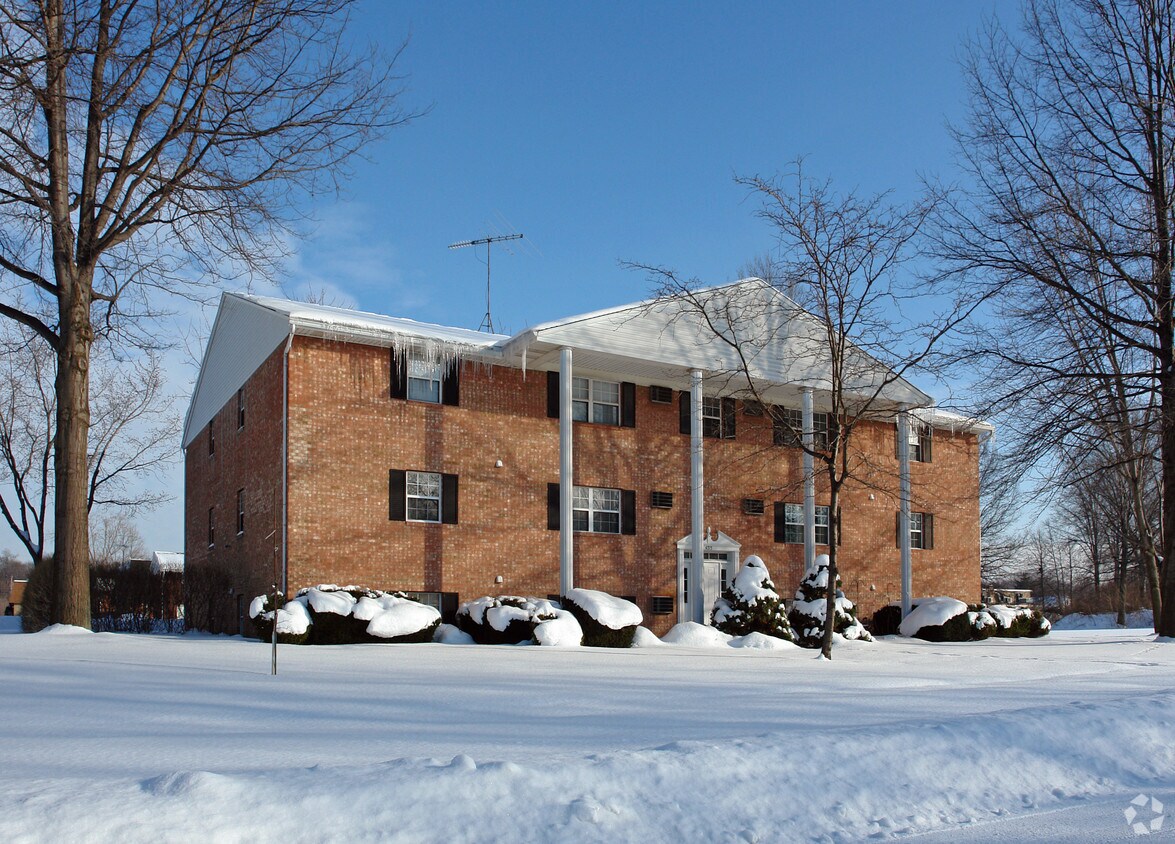 46114715 Sycamore Dr, Lorain, OH 44053 Apartments in Lorain, OH