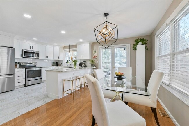 Foto del edificio - 1045 Washington St