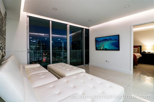 Foto del edificio - 92 SW 3rd St