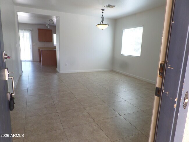 Building Photo - 3901 E Morenci Rd