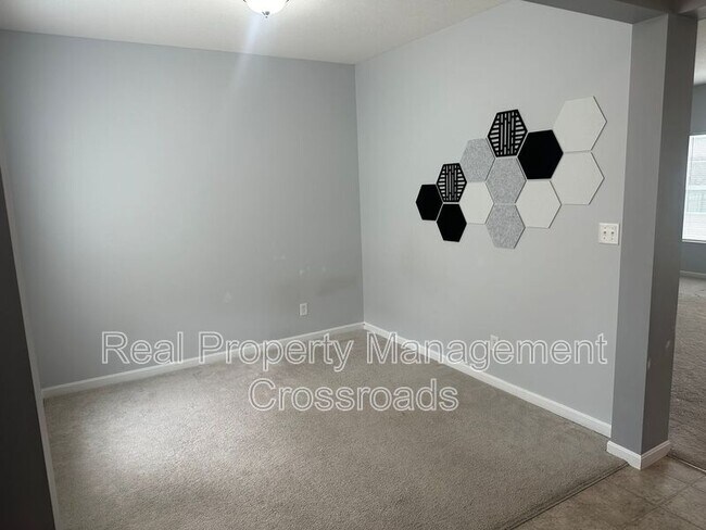 Foto del edificio - 2312 Trefoil Dr.