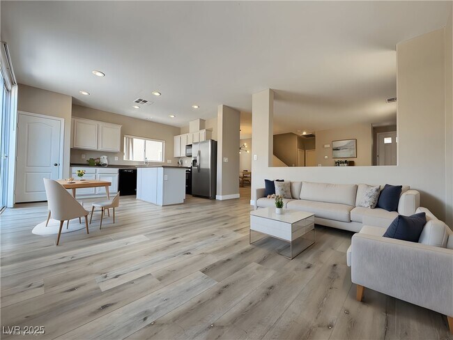 Foto del edificio - 6264 Canebrake Ct
