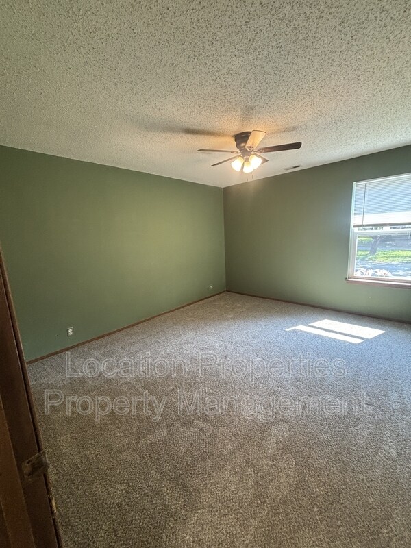 Foto del edificio - 2401 Sequoia Ct
