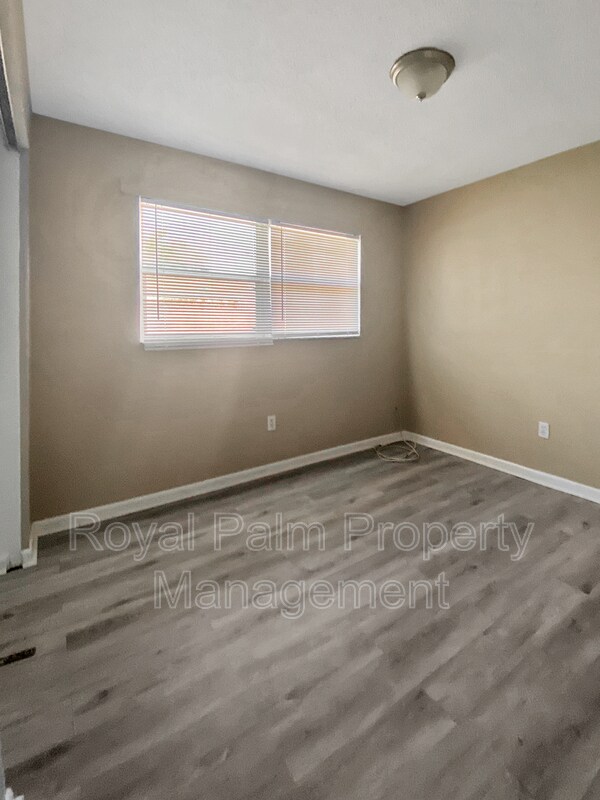 Building Photo - 12611 3/5 First St