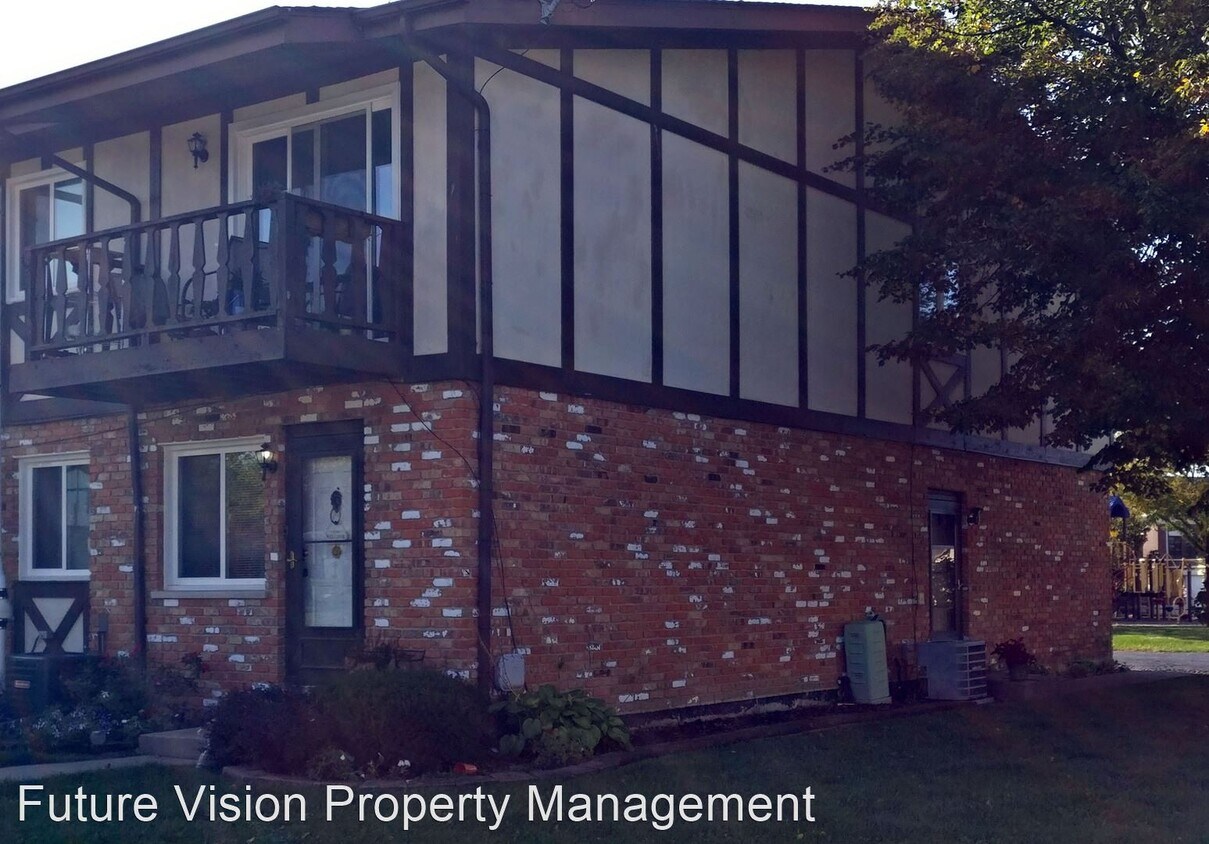 Primary Photo - 2 br, 1 bath House - 209 Manor Dr - Unit D