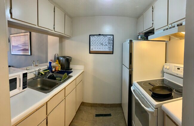 Foto del edificio - 5195 Cline Rd