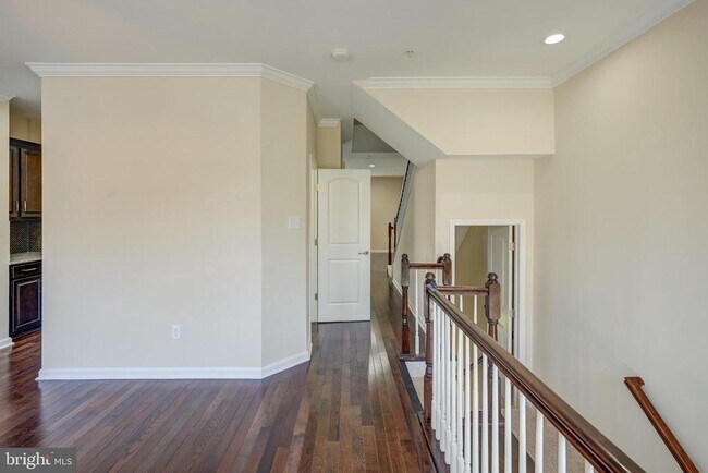 Building Photo - 7827 Crystal Brook Way