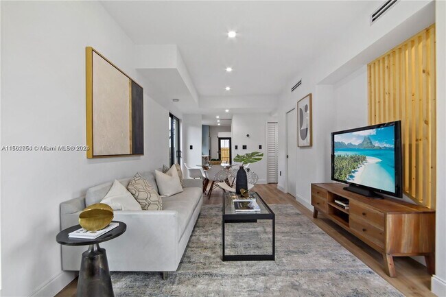 Photo - 6319 SW 60th Ave House