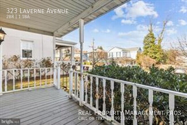 Foto del edificio - 323 Laverne Ave