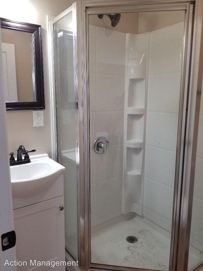 Foto del edificio - 5163-5167 Pickford St