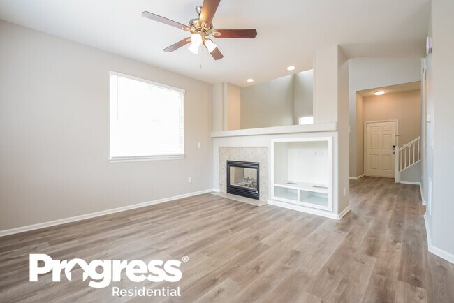 Foto del edificio - 2487 E 127th Ct