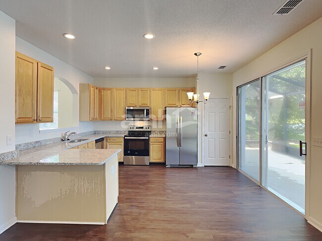 Foto del edificio - 901 Autumn Green Ct