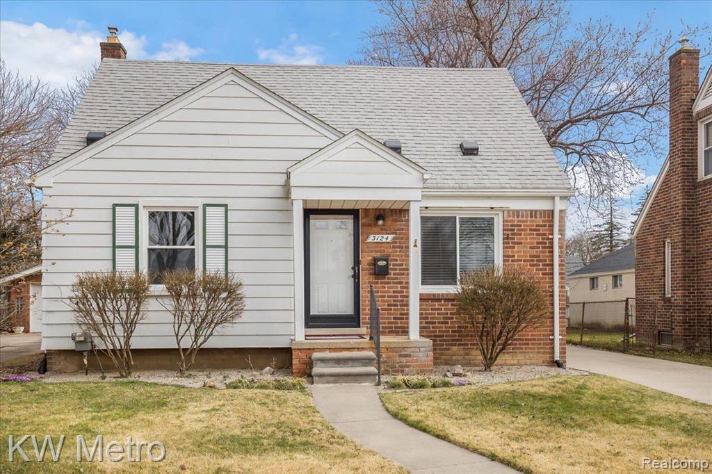 Foto principal - 3124 N Alexander Ave