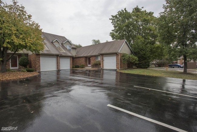 Foto del edificio - 3716 Candlewyck Club Dr