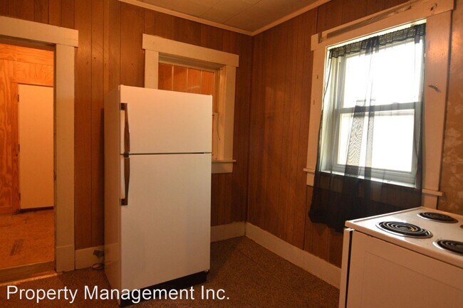 Foto del edificio - 1 br, 1 bath House - 513 Maple