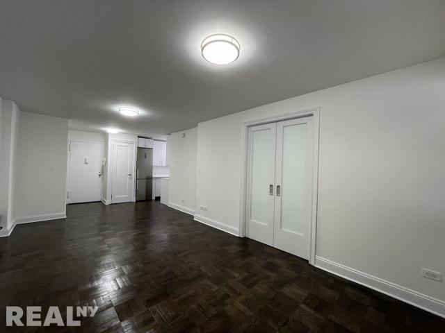 Building Photo - 0 bedroom in New York NY 10011