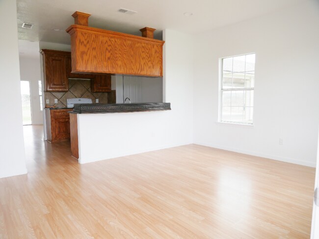 Building Photo - 6151 Turnersville Rd