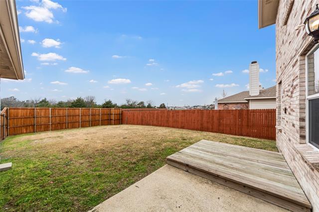 Building Photo - 2805 Lake Terrace Dr