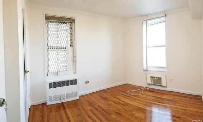 Foto del edificio - 51-33 Goldsmith St