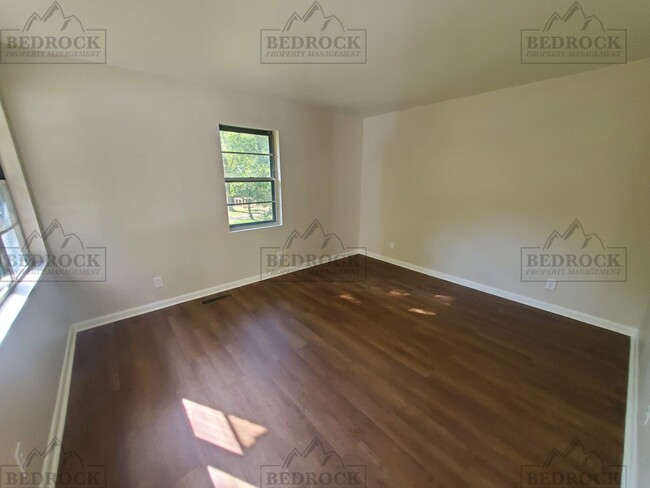 Foto del edificio - 2800 Cave Ave NW