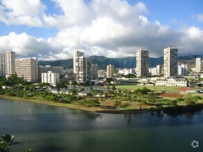 Building Photo - 2211 Ala Wai Blvd