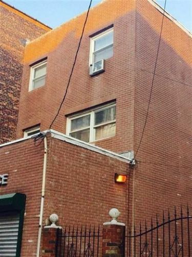 Building Photo - 359 Grove St