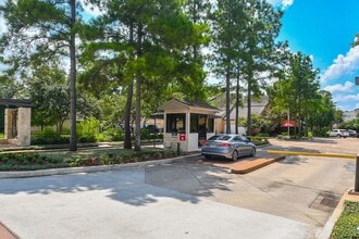 Building Photo - 12625 Memorial Dr
