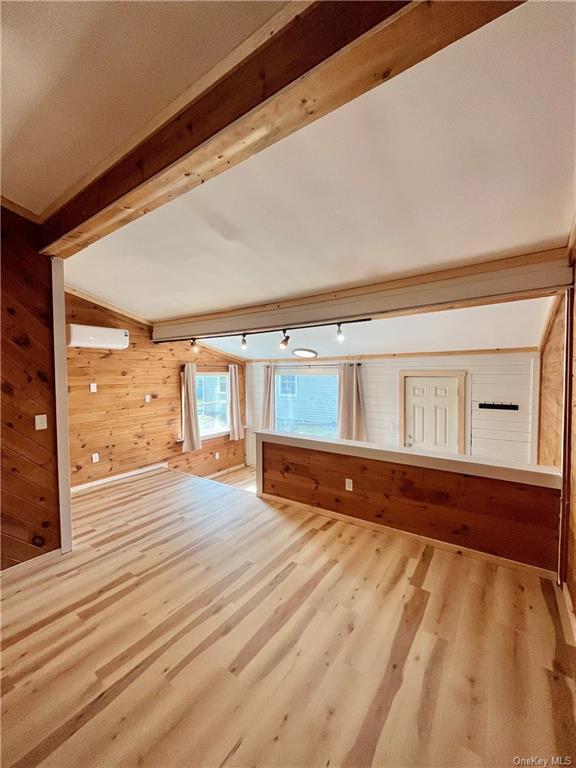 Building Photo - 1358 Kings Hwy