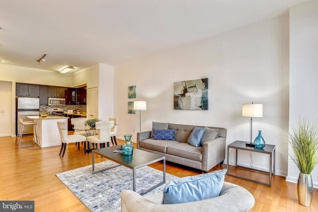 Photo - 440 L St NW Townhome