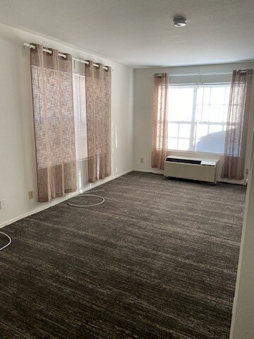 Foto principal - 13003 Hadley St