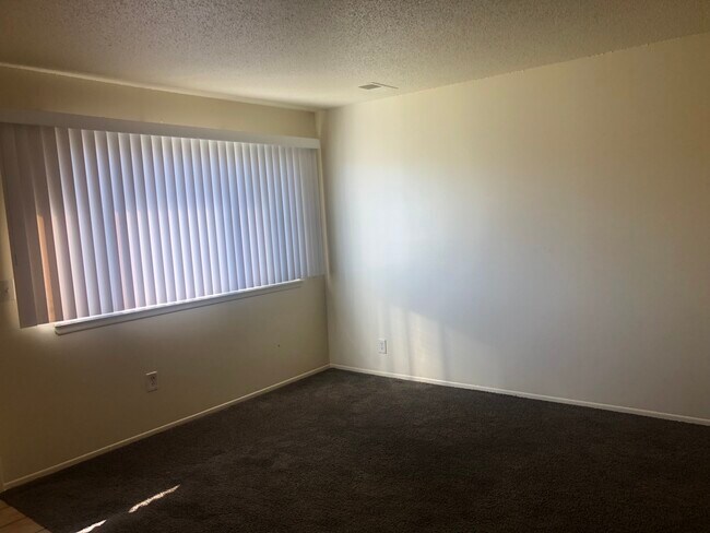 Foto del edificio - 1552 Hanover St