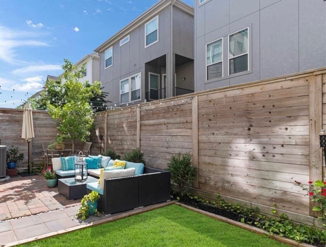 Foto del edificio - 2006 Covent Garden Station