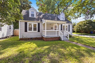 Building Photo - 201 Beechwood Ave