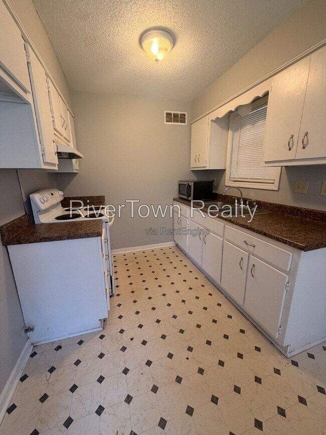 Foto del edificio - 4280 Mikewood Dr