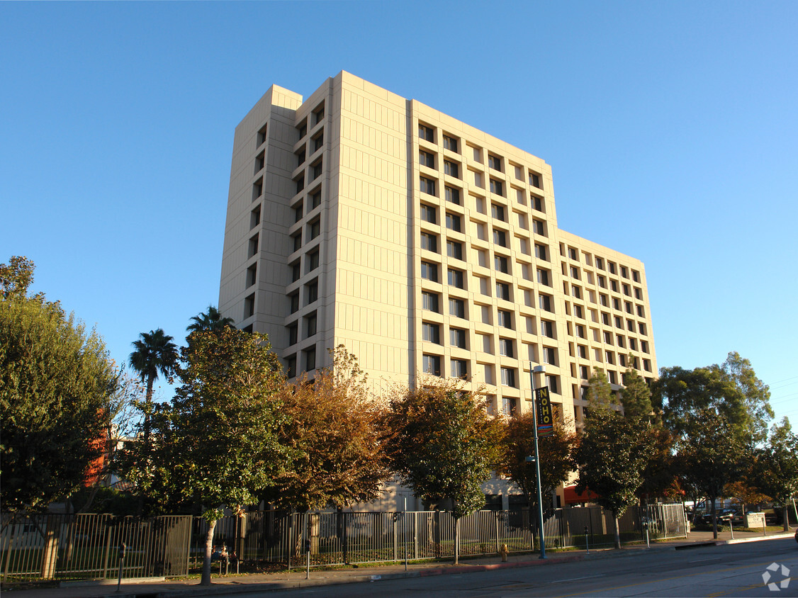 Building Photo - Magnolia Towers