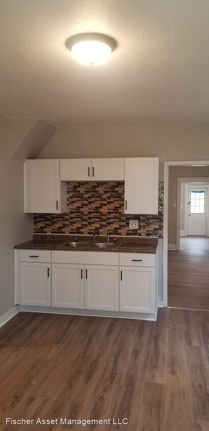 Foto principal - 2 br, 1 bath House - 3211 W.41st St.
