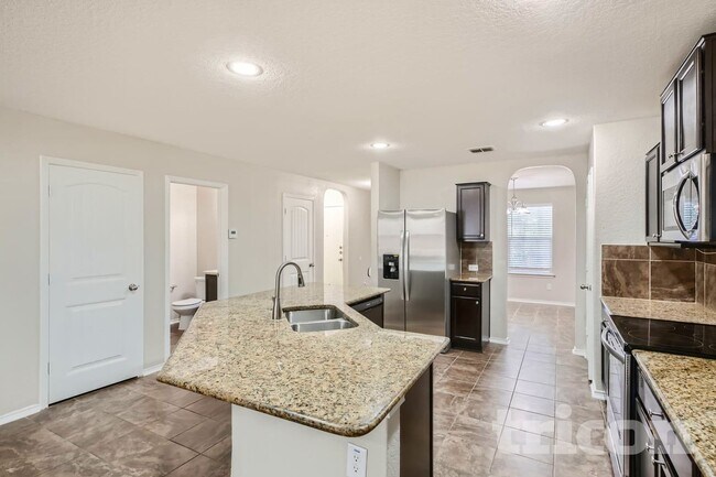 Building Photo - 11623 Hidden Terrace