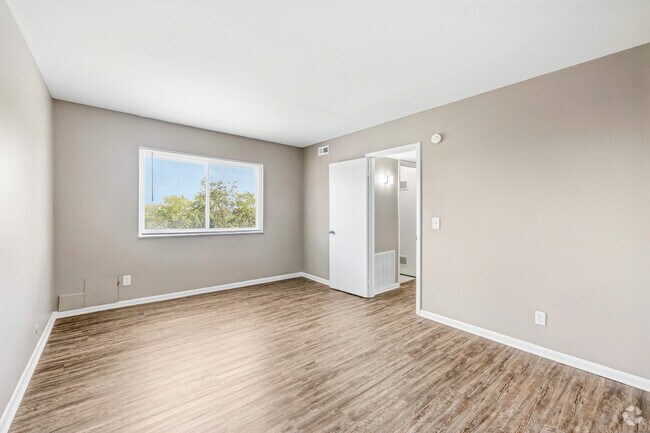 1 dormitorio, 1 baño - 896 pies cuadrados - Dormitorio principal - Chimney Hill Apartments